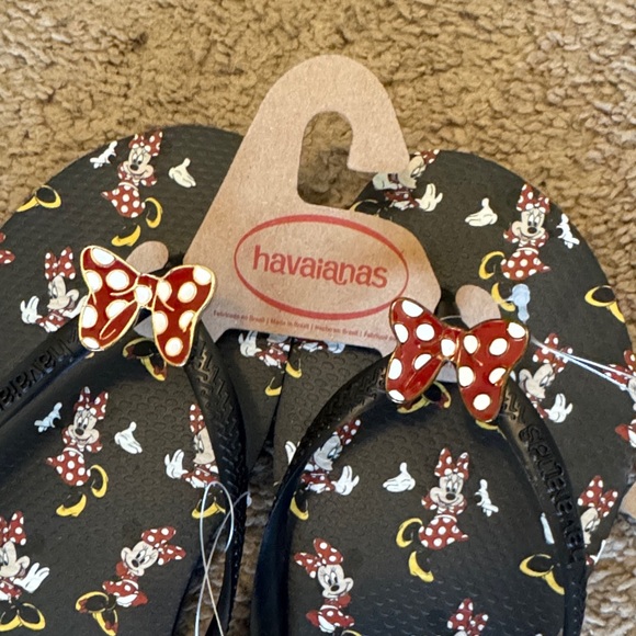 Havaianas Flip Flops - Picture 3 of 3